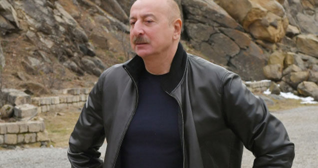Prezident “Saxsı” bulağında – Fotolar