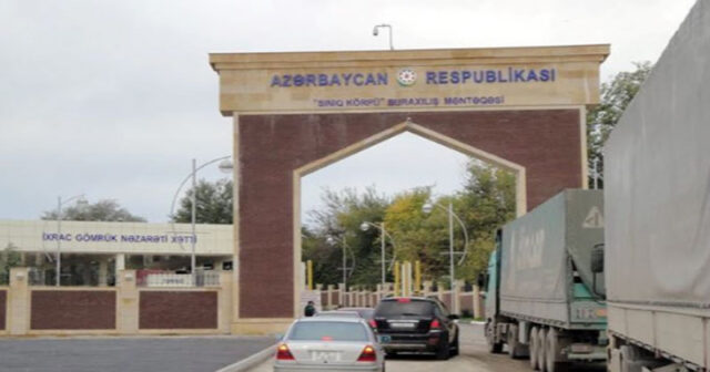 “Qırmızı Körpü”də 508 avtomobil gözləyir”
