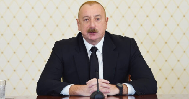İlham Əliyev: “İki həftə ərzində Bakı dünyanın mərkəzi olacaq”