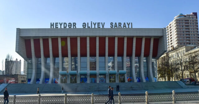 Tairə Abdurzayeva işdən çıxdı (FOTO)