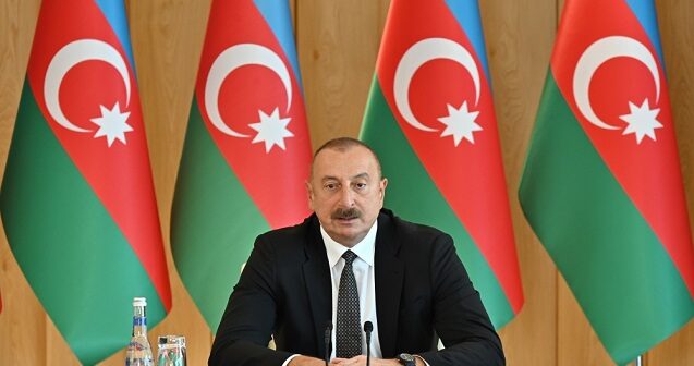 Prezident qurultay iştirakçılarına müraciət ünvanladı