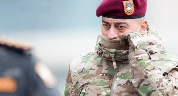 Kərim Vəliyev Hikmət Mirzəyevi şəxsi heyətə təqdim etdi – FOTO