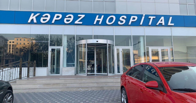 “Kəpəz Hospital”da qalmaqal: Həkim kor olan pasiyentin oğlundan şikayət etdi – Cinayət işi açıldı