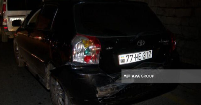 Bakıda “Land Rover” sürücüsü qəza törətdi, sərnişini döydü (FOTO)