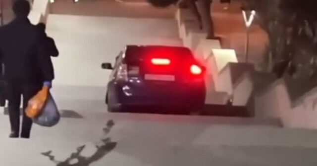 Bakıda “Prius” pilləkənlərlə yola düşdü – ŞOK VİDEO