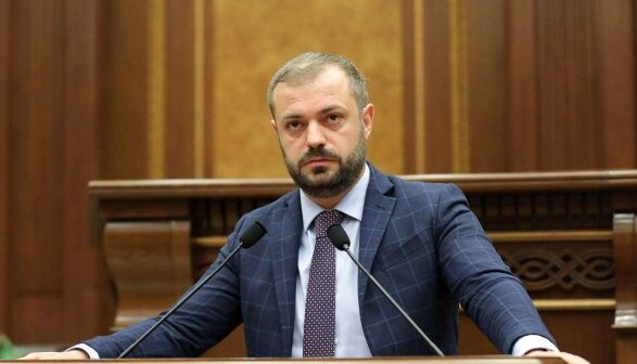 Sülh müqaviləsi xəritələr əsasında imzalanmalıdır, Xəritəsiz istənilən həll problemlidir – Papoyan