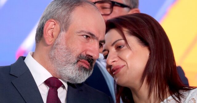 Paşinyanın arvadının ad günündə QALMAQAL: Restoranda “artsax” qışqıran işdən QOVULDU