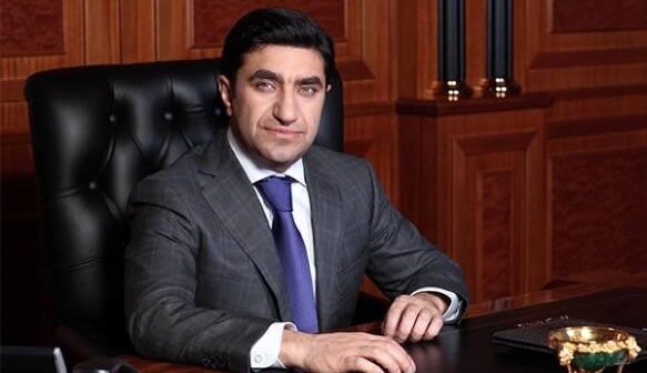 Ailə üzvlərini öldürən Əhmədin dayısı, görün, kim imiş