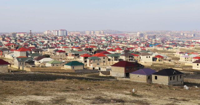 Bakıda haradan ucuz qiymətə torpaq alıb ev tikdirmək olar? (QİYMƏTLƏR)