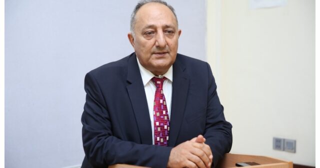 Dekan vəfat etdi