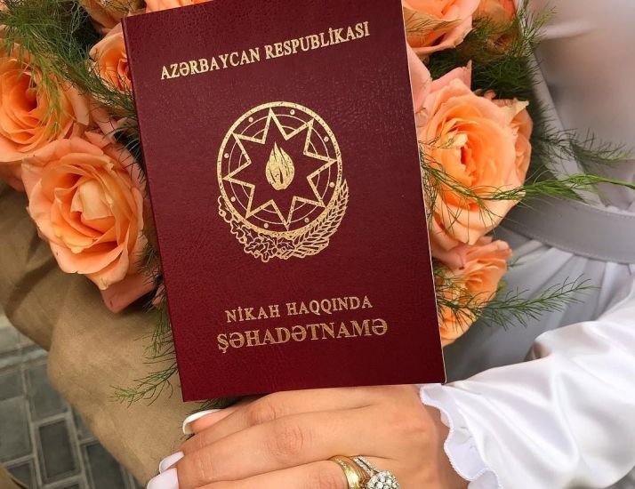 Nikah yaşının bir il azaldılması icazəsi ləğv edilir