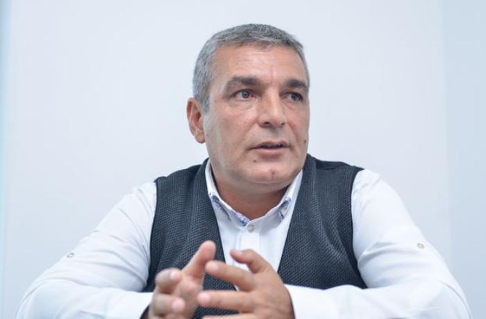 “Gömrük pul alıb buraxır, sonra başqa orqanlar gəlib iş adamlarını soyurlar” – “Məqsəd korrupsiyadır”