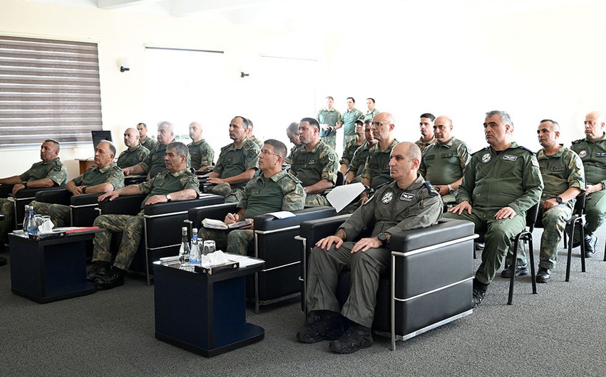 Azərbaycan Ordusunda taktiki-xüsusi təlim keçirilir