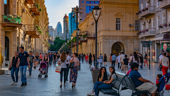 Yeni məhdudiyyətlər gəlir: Bakı qismən boşaldılacaq?.. – Fazil Mustafa