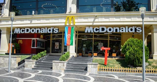 “Mc Donalds” Azərbaycan xalqından ÜZR istəməlidir – Hüquq müdafiəçisindən ETİRAZ