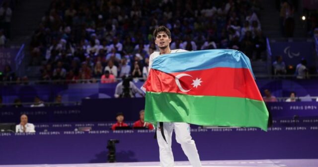 Sabir Zeynalov bürünc medal qazandı