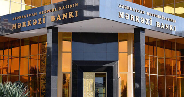 Mərkəzi Bank balansındakı avtomobilləri satışa çıxardı-FOTO