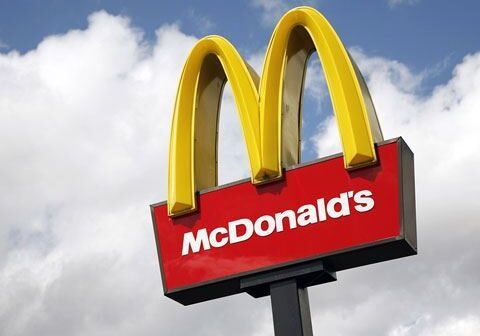 Amerikalılar “McDonald’s”a qarşı qrup iddiası qaldırdı