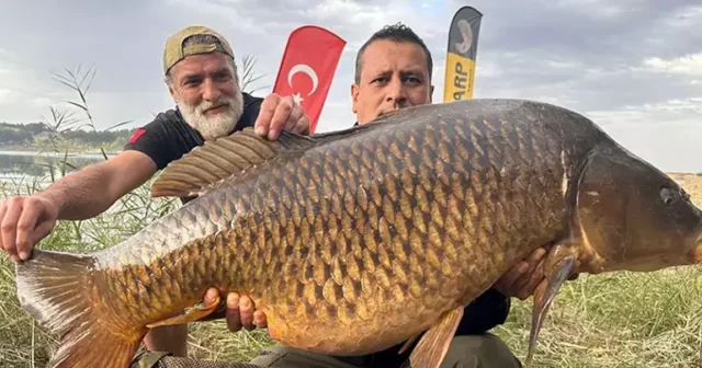 Göldən tapılan bu canlı görənləri heyrətə saldı – FOTO