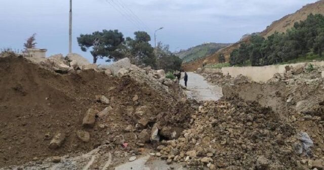 Bakıda yaşayış evində uçqun olub, bir nəfər dağıntı altından çıxarılıb – VİDEO