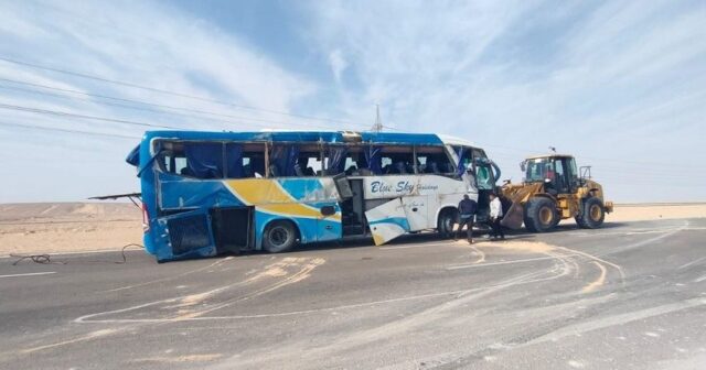 Azərbaycanlı turistləri daşıyan avtobus Misirdə qəzaya uğradı – YARALANANLAR VAR