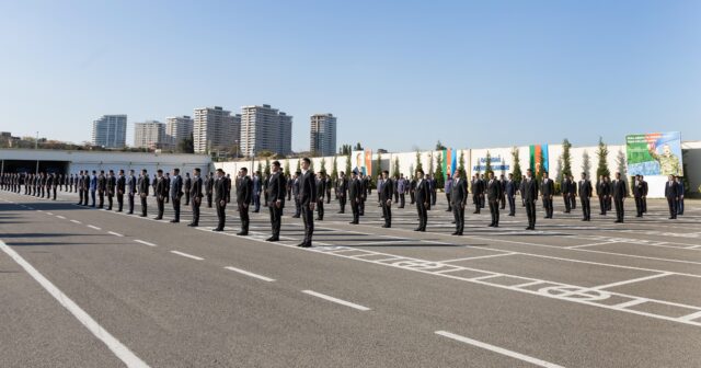 Vilayət Eyvazov sıra baxışı keçirdi (FOTO/VİDEO)