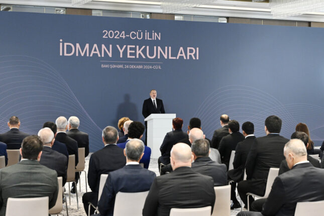 Prezident ilin idman yekunlarına həsr olunan mərasimdə iştirak etdi (FOTO)