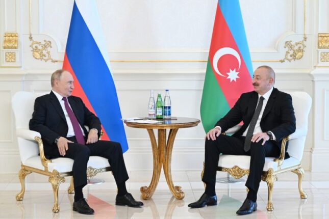 Putin İlham Əliyevi təbrik etdi