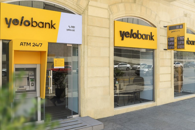 “Yelo Bank” Şəkidə bir ailəni evindən çıxarır