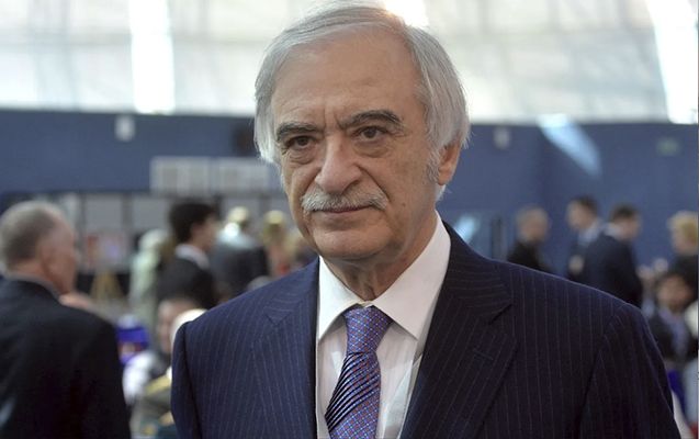 Polad Bülbüloğlu xanımı ilə – FOTO