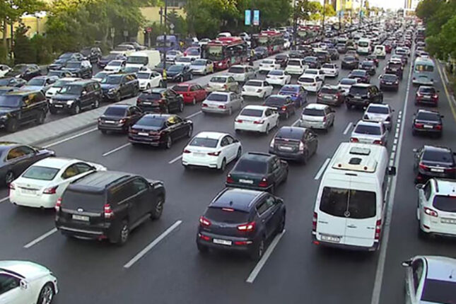Bakıda tıxacların azaldılması üçün yeni yollar salınacaq – SİYAHI