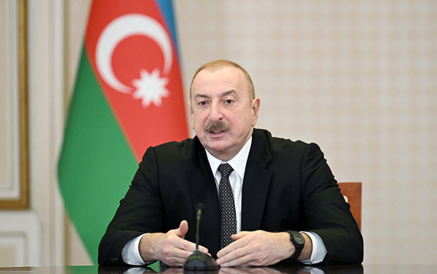 “Avropa Komissiyasında çəhrayı eynəkləri çıxarmalıdırlar”