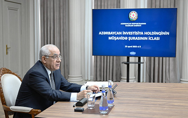 Əli Əsədov iclas keçirdi – FOTO