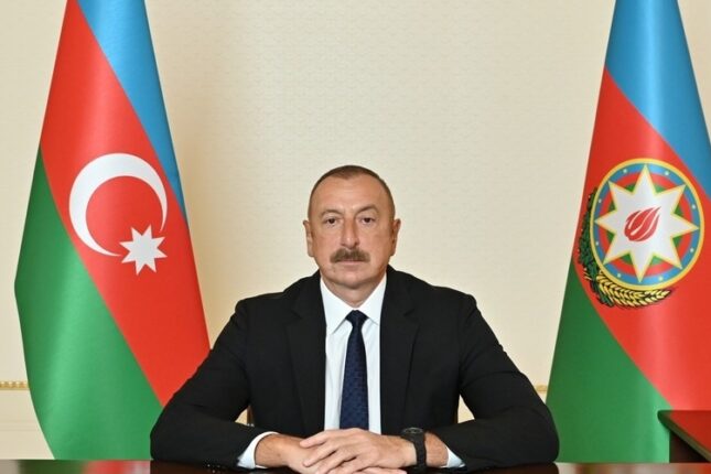 İlham Əliyev Azərbaycanın xristian icmasını TƏBRİK ETDİ