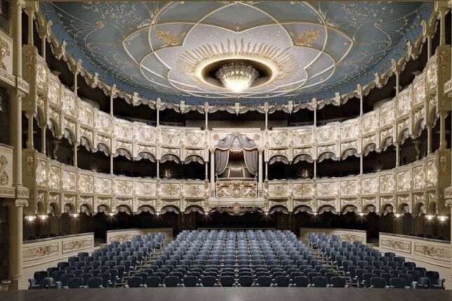 Musiqili Teatr may repertuarını açıqlayıb