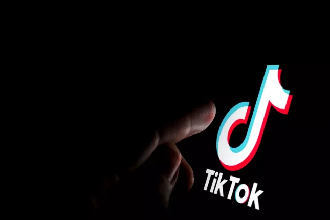 “TikTok” bu il Azərbaycanda 3 milyondan çox video silib