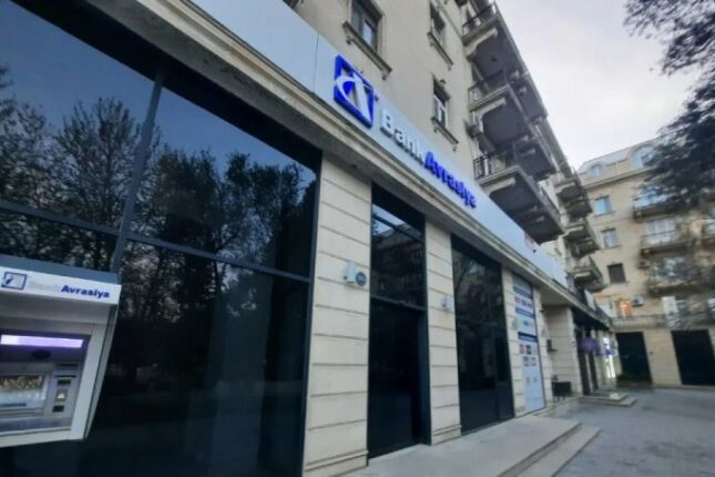 Bu bank verdiyi kreditlərin əksəriyyətini geri ala bilmir