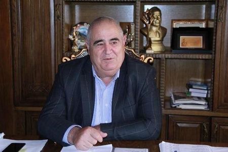 Şərurlu İsfəndiyar bir milyon dollarlıq məhkəmə işində uduzdu