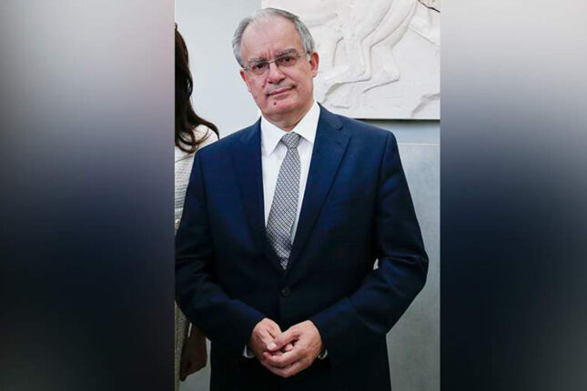 Konstantinos Tasulas Prezidenti Müstəqillik Günü münasibətilə təbrik edib