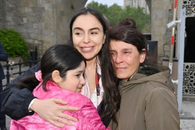 Leyla Əliyeva və Arzu Əliyeva Beynəlxalq Xalça Festivalını ziyarət ediblər – FOTOLAR
