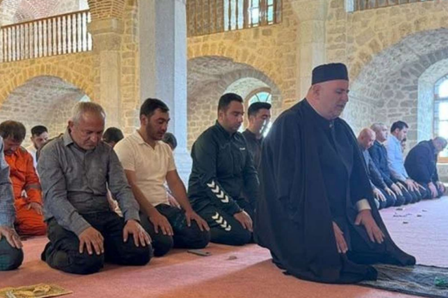 Şuşada bayram namazı qılındı – Fotolar