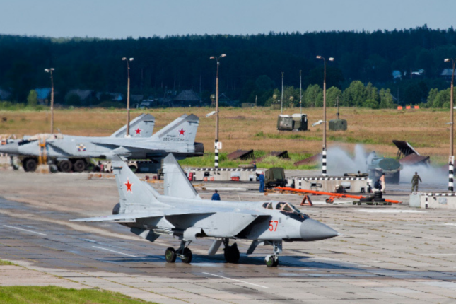 Ukrayna Rusiyanın “Kinjal” daşıyan MiQ-31 təyyarəsini Savasleyka aerodromunda vurdu