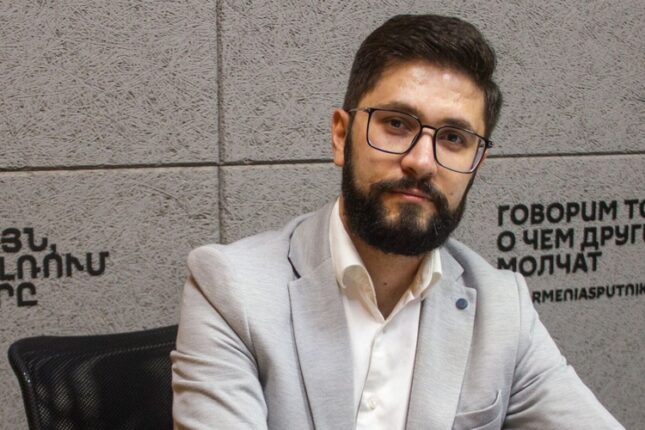 Matevosyan: “İrəvan Bakıya mühüm kart-blanş verib”