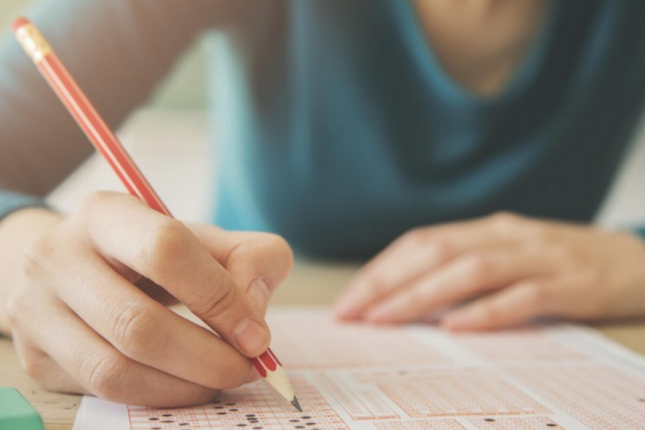 Bu gün dövlət qulluğuna qəbul üzrə test imtahanı keçiriləcək
