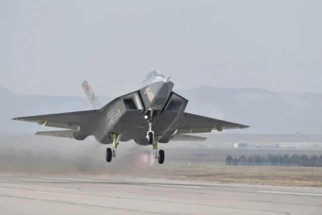 İndoneziya 10 milyard dollara 48 türk KAAN qırıcısı alır