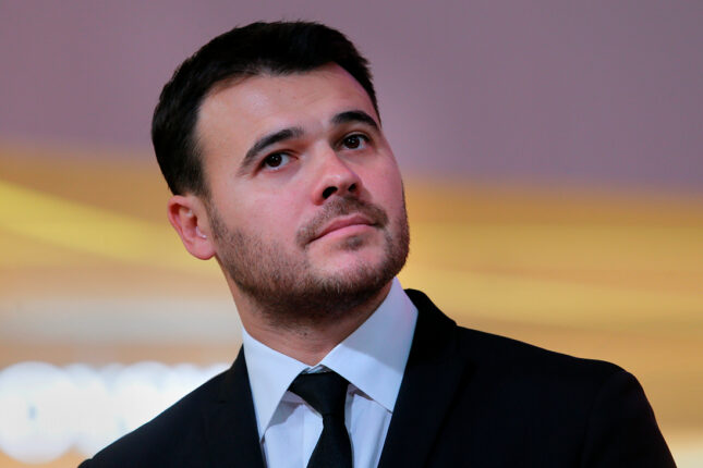 Emin Rusiyadakı konsertini ləğv etdi