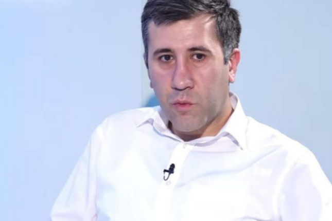 “Biz Əliyevin ayaqqabılarını yalayanın hədəfindəyik”