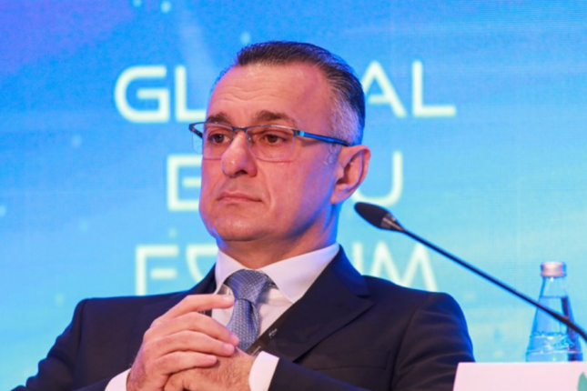 Nazir Mərkəz direktorunu işdən çıxardı – Yeni təyinat