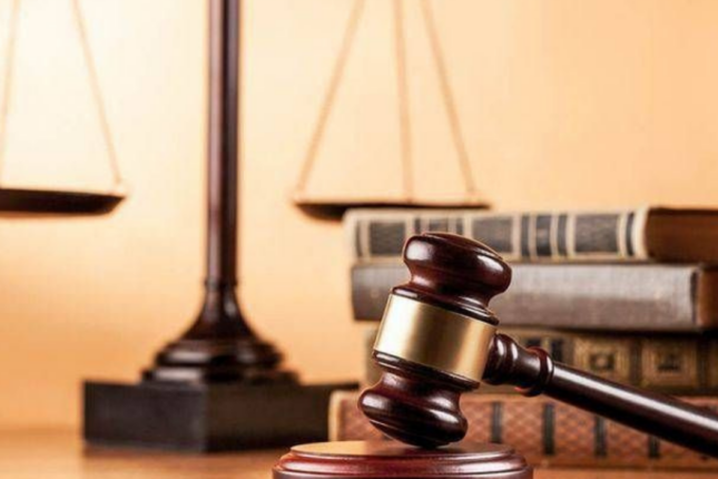 Xalasına gələn zənglərə görə qadının ərini bıçaqladı – QƏRAR