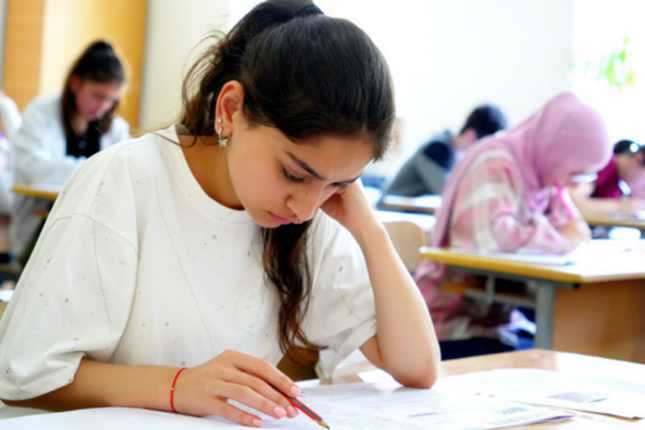 Ən yüksək və ən aşağı keçid balı olan ixtisaslar